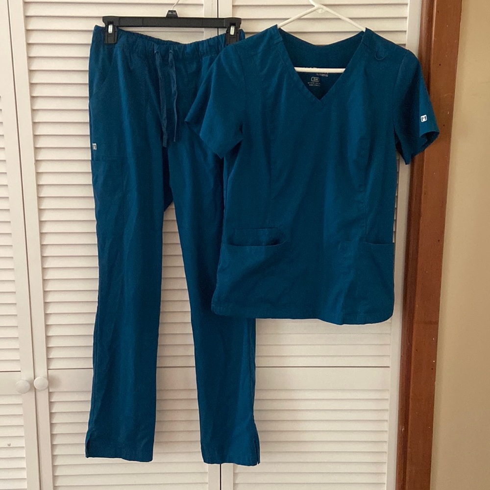 Caribbean blue scrubs. 3 pairs. Matrix by maevn. All size S